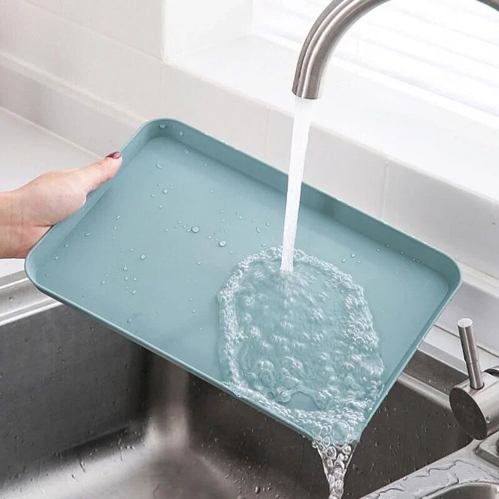 Rektangulär serveringsbricka i plast – halk- och reptålig bricka
