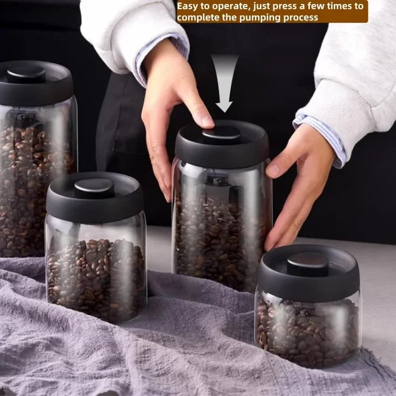 Kaffekanna i glas med vakuumlock och fuktsäker förvaring